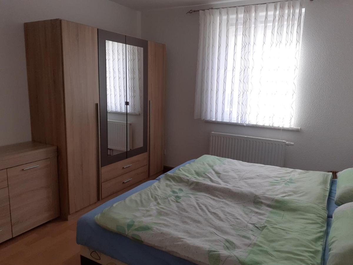 Ferienwohnung - August-Bebel-Str. 19 Oelsnitz  外观 照片